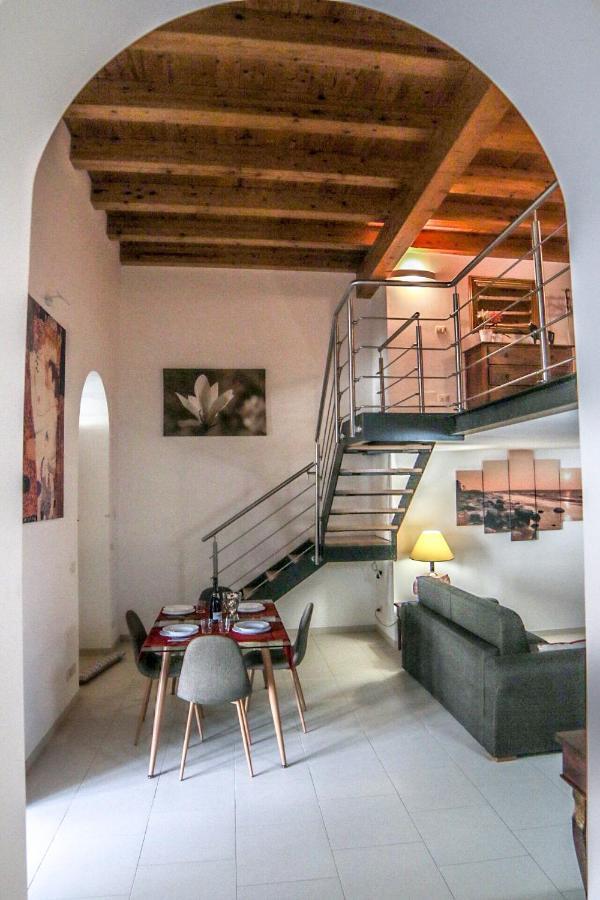 Апартаменты Mega House Катания Экстерьер фото